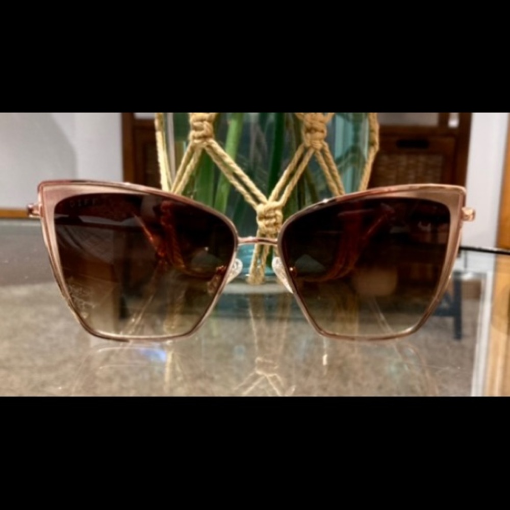 DIFF Rose Gold Gradient Sunglasses